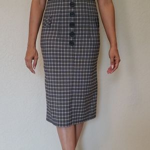 Very cute midi pencil skirt